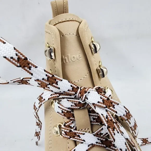 Chloé Lilli Ankle Booties Women's 7 Hot Sand Lace Up D-ring Hardware At Laces - Picture 13 of 15